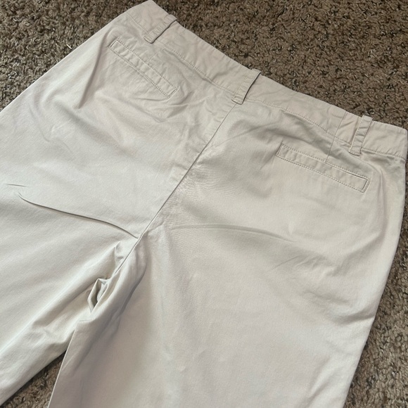 Rafaella Bermuda Shorts - Picture 6 of 8